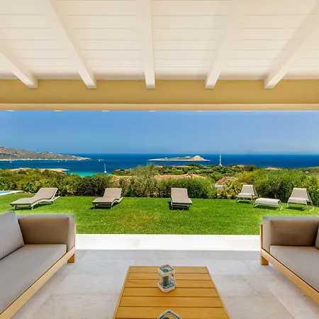Aqa Vila San Teodoro (Sardinia)